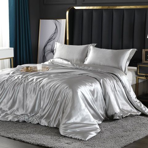 Luxurious Satin Silk Bed Sheet Set for Ultimate Comfort