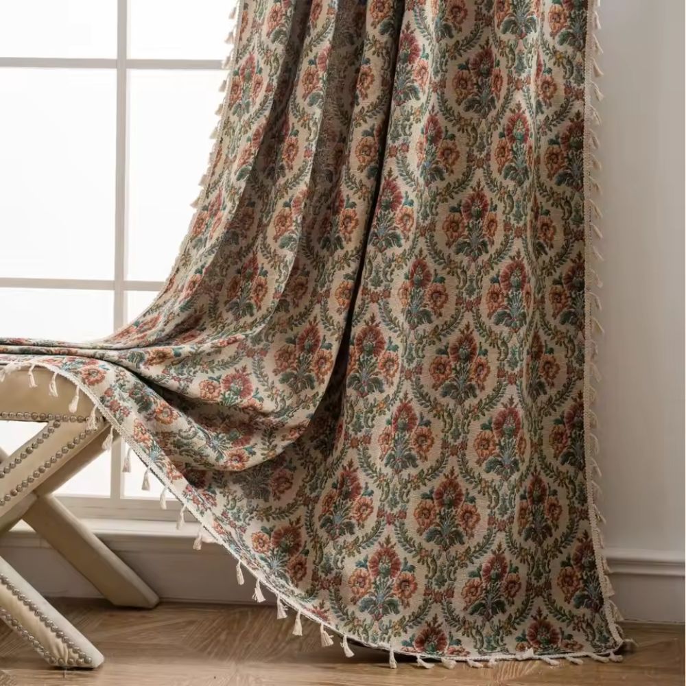 Charming Floral Tapestry Curtain for Elegant Interiors