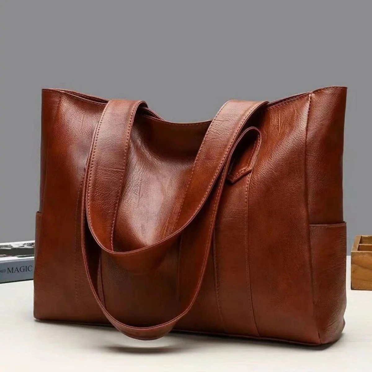 Chic & Functional Retro-Inspired PU Leather Shoulder Bag