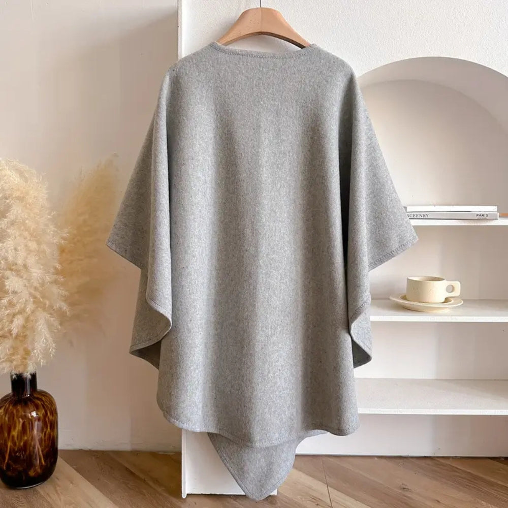 GaleGuard – Stylish Wind-Resistant Wrap Coat for Winter Elegance