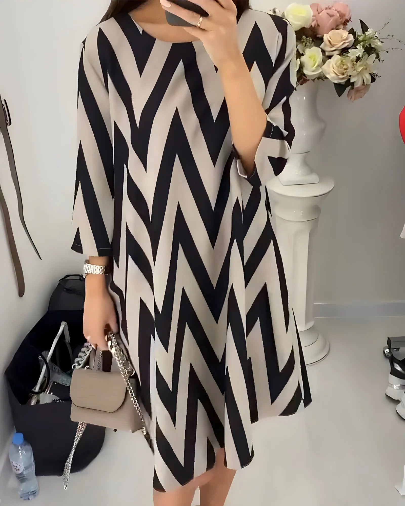 Stylish Patterned Dress with 3/4 Sleeves