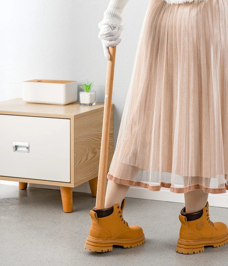ShoeEase Pro – The Ultimate Footwear Helper