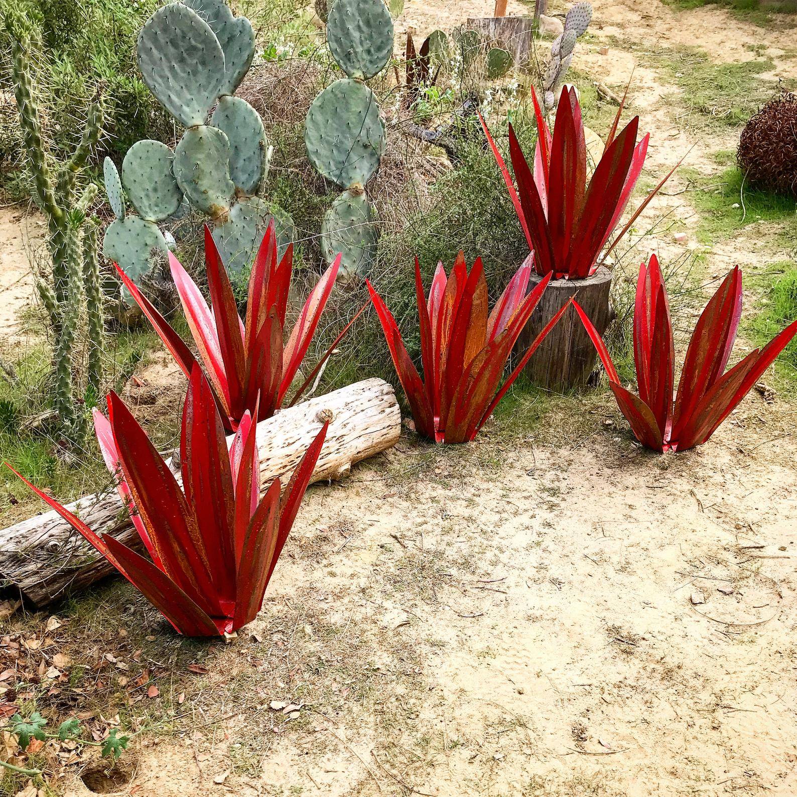 Timeless Agave Metal Garden Art for Indoor and Outdoor Spaces