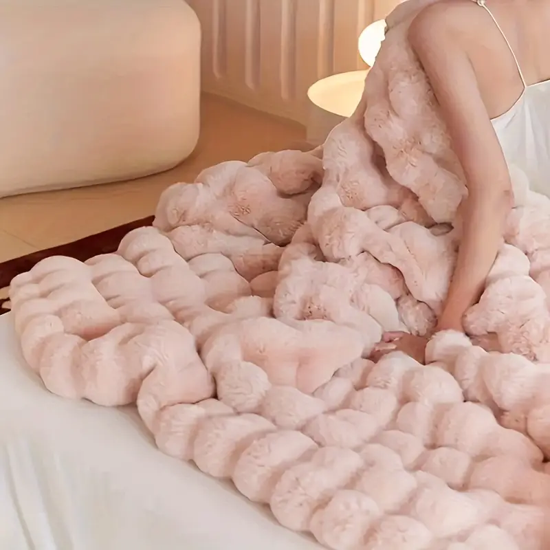Cozy Luxe Faux Fur Throw Blanket - Soft & Thick