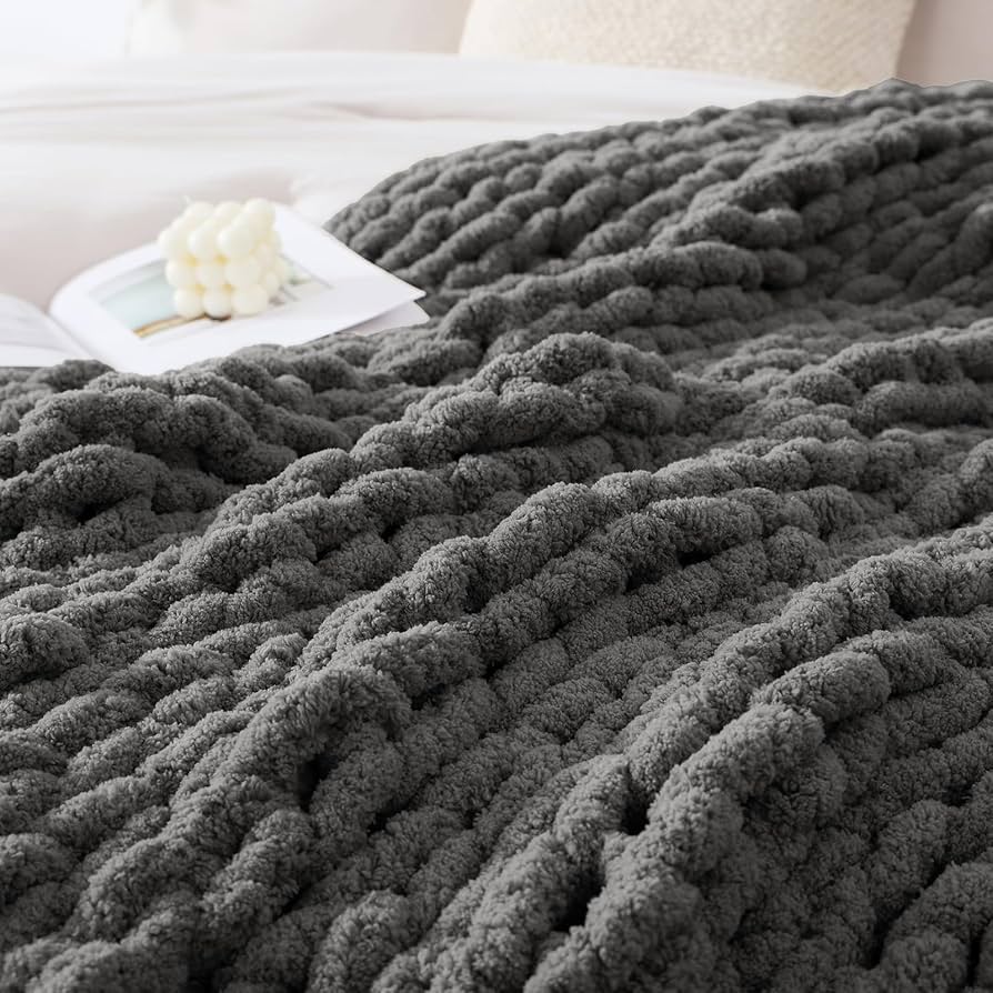 Cozy Luxe Faux Fur Throw Blanket - Soft & Thick