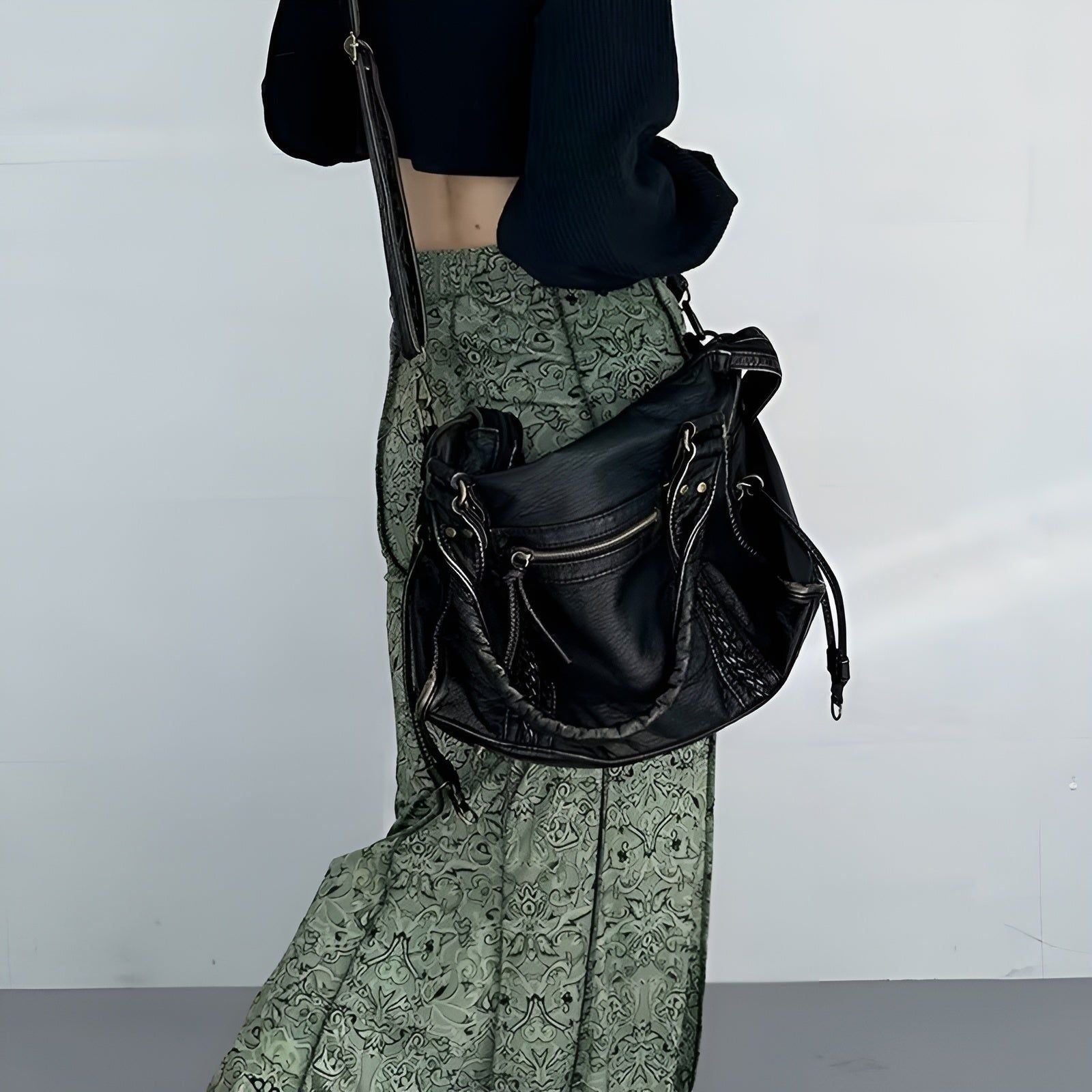 Chic Leather Satchel for Effortless Daily Style