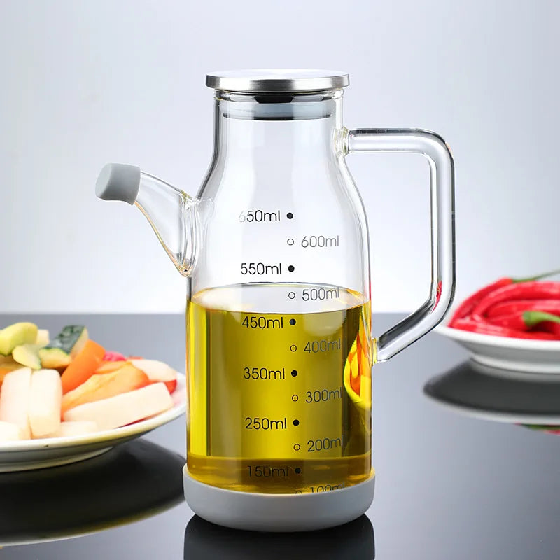 Precision Glass Oil Pourer with Built-in Measurement Scale