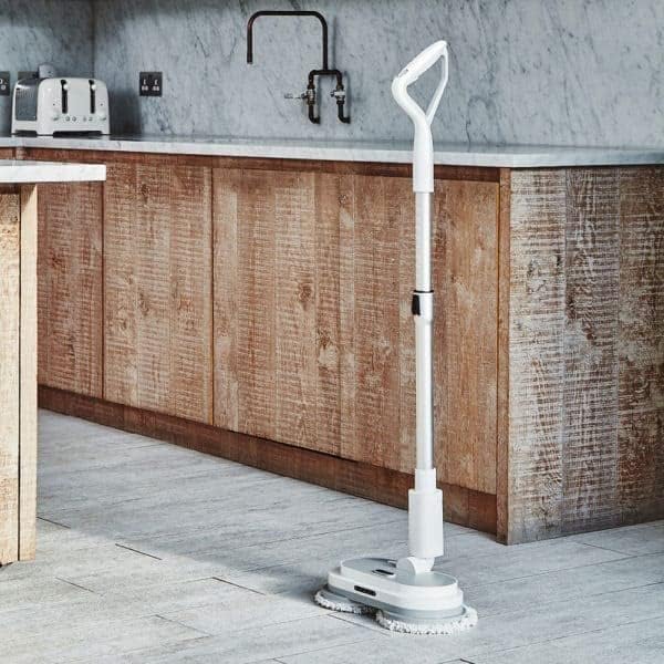 Effortless Cordless Mop with Built-In Sprayer and Reusable Pads