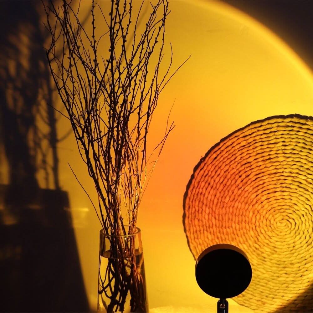 Serenity Glow - Adjustable LED Sunset Lamp for Cozy Spaces