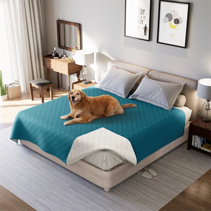 Ultimate Pet Blanket with Spill-Resistant Technology