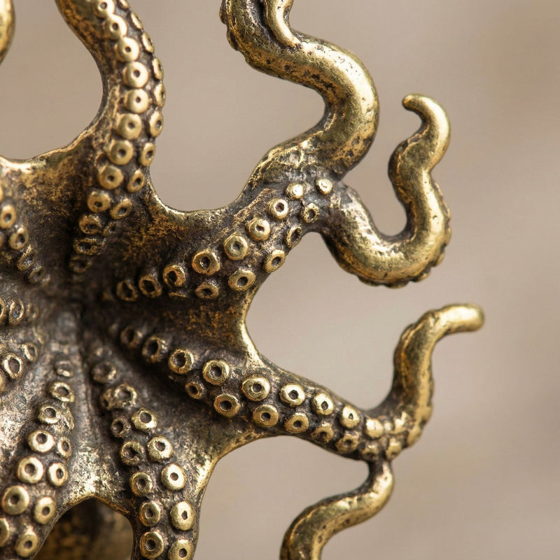 Nautical Elegance – Artisan Crafted Brass Octopus Figurine