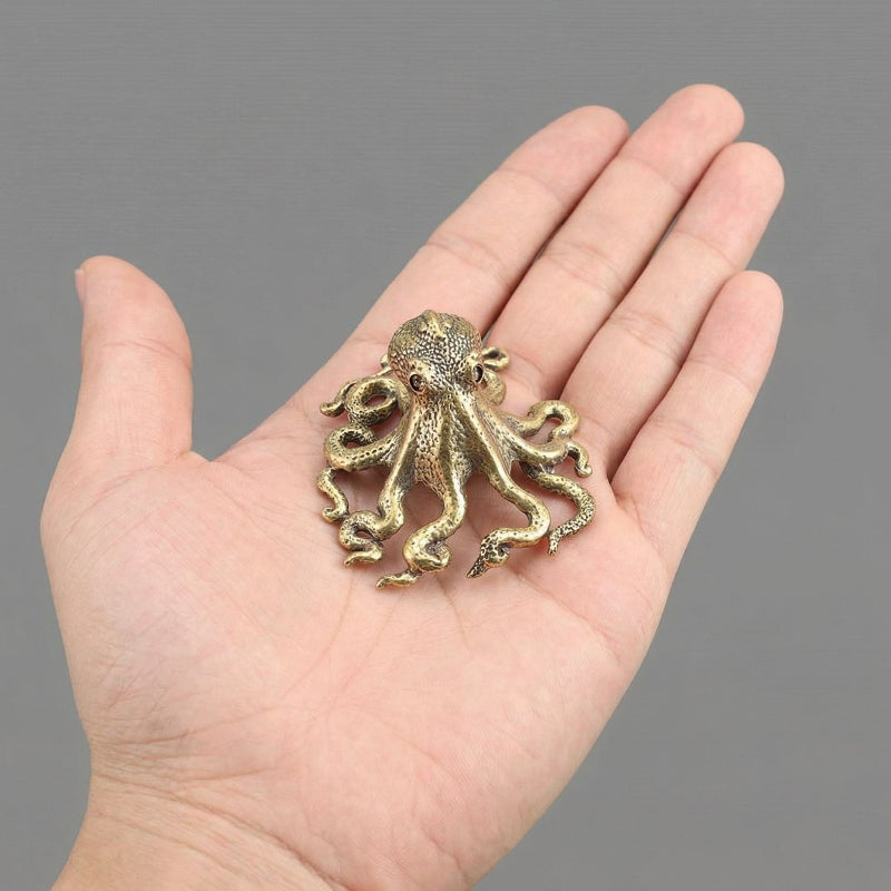 Nautical Elegance – Artisan Crafted Brass Octopus Figurine