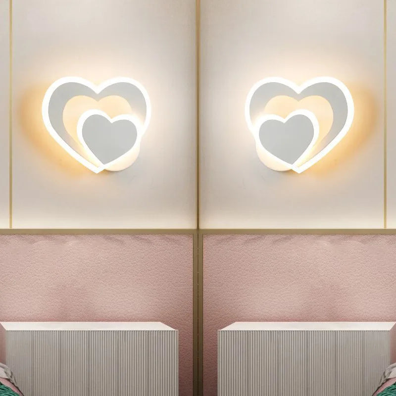 Charming Heart-Shaped Wall Light for Cozy Spaces