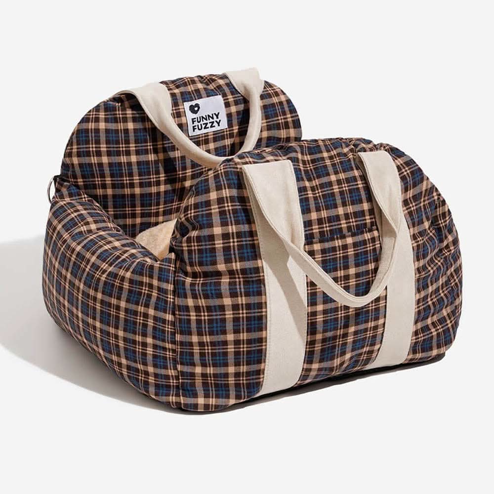 Pet Travel Bed with Secure Harness & Anti-Slip Base for Cozy Journeys