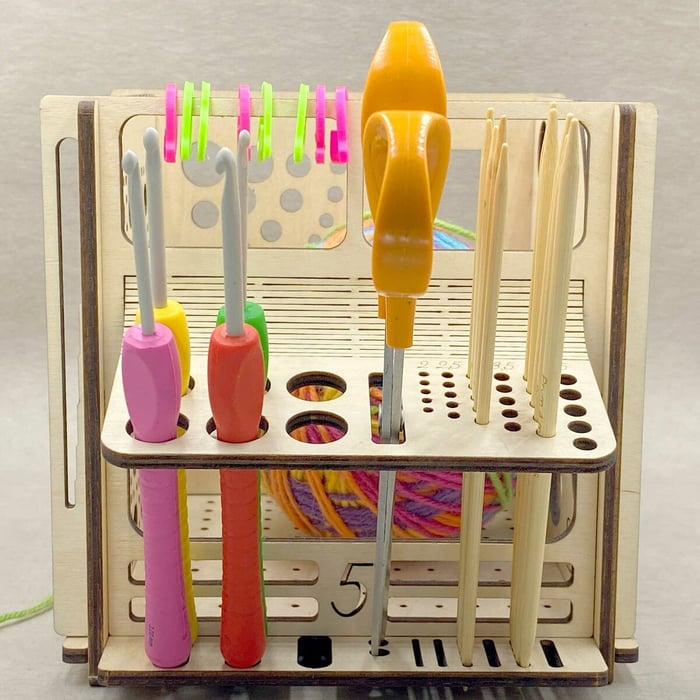 Tangle-Free Crafting Organizer for Needles, Scissors & Accessories