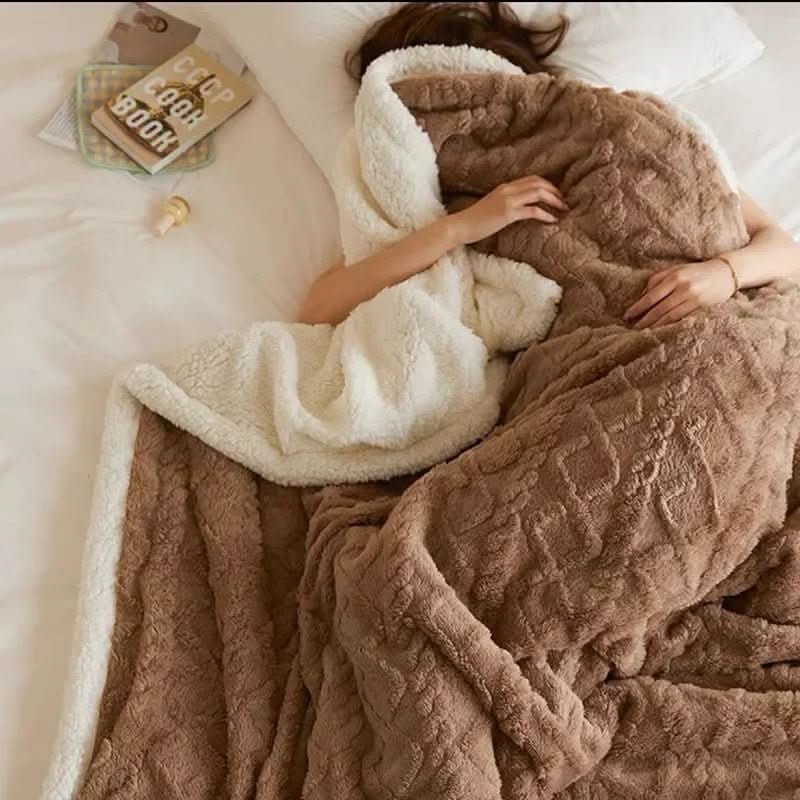 Cozy Lambswool Throw Blanket for Comfortable Evening Relaxation