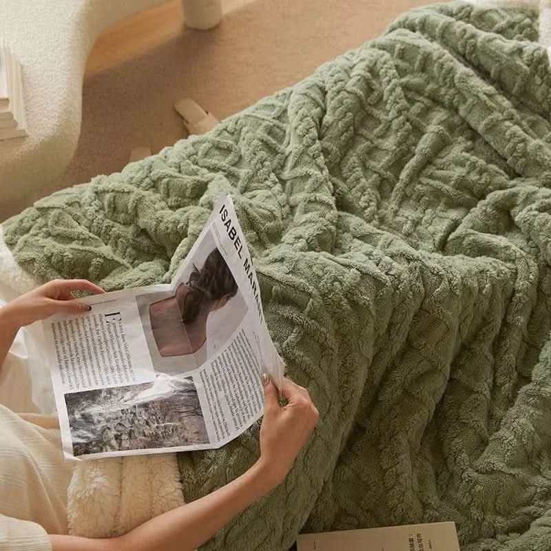 Cozy Lambswool Blanket for Comfortable Evening Relaxation