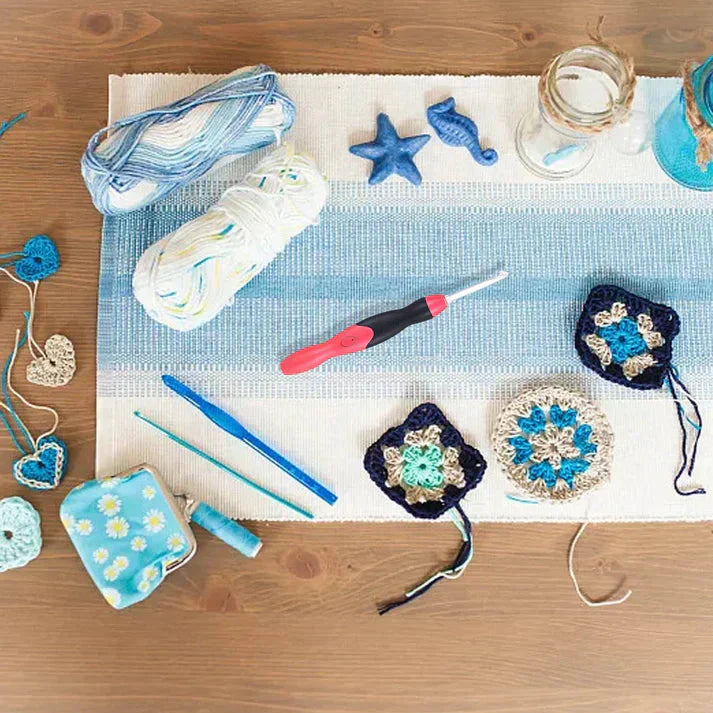 Illuminated Crochet Hook Set with Interchangeable Tips