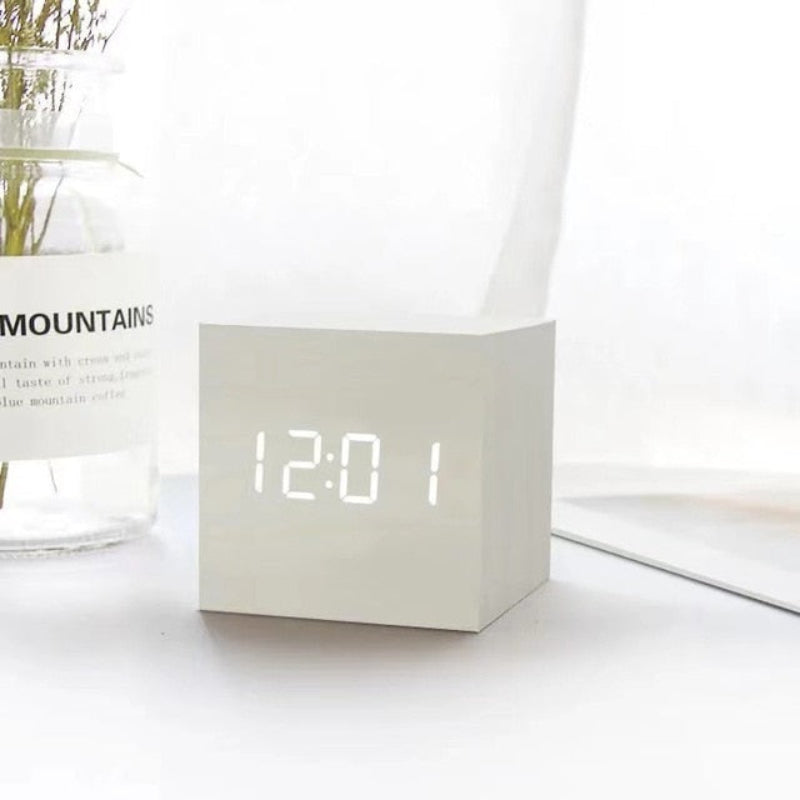 Smart LED Alarm Clock with Sound Activation and Dual Power Options