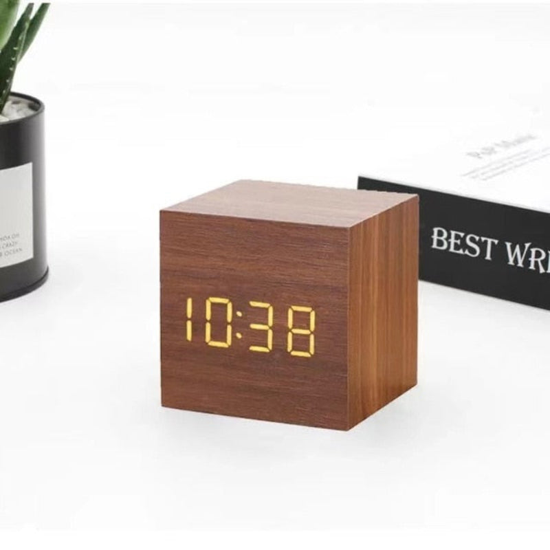 Smart LED Alarm Clock with Sound Activation and Dual Power Options