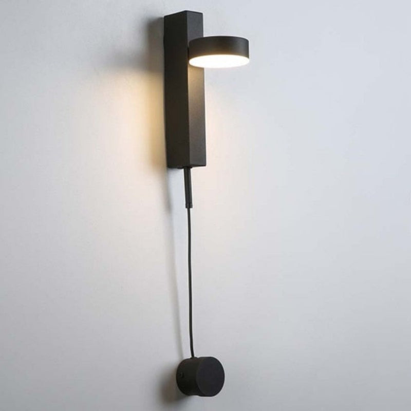Adjustable LED Wall Light in Iron and Acrylic Finish