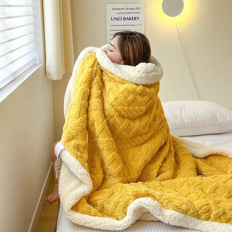 Plush Fleece Winter Throw – Ultimate Softness for Your Home