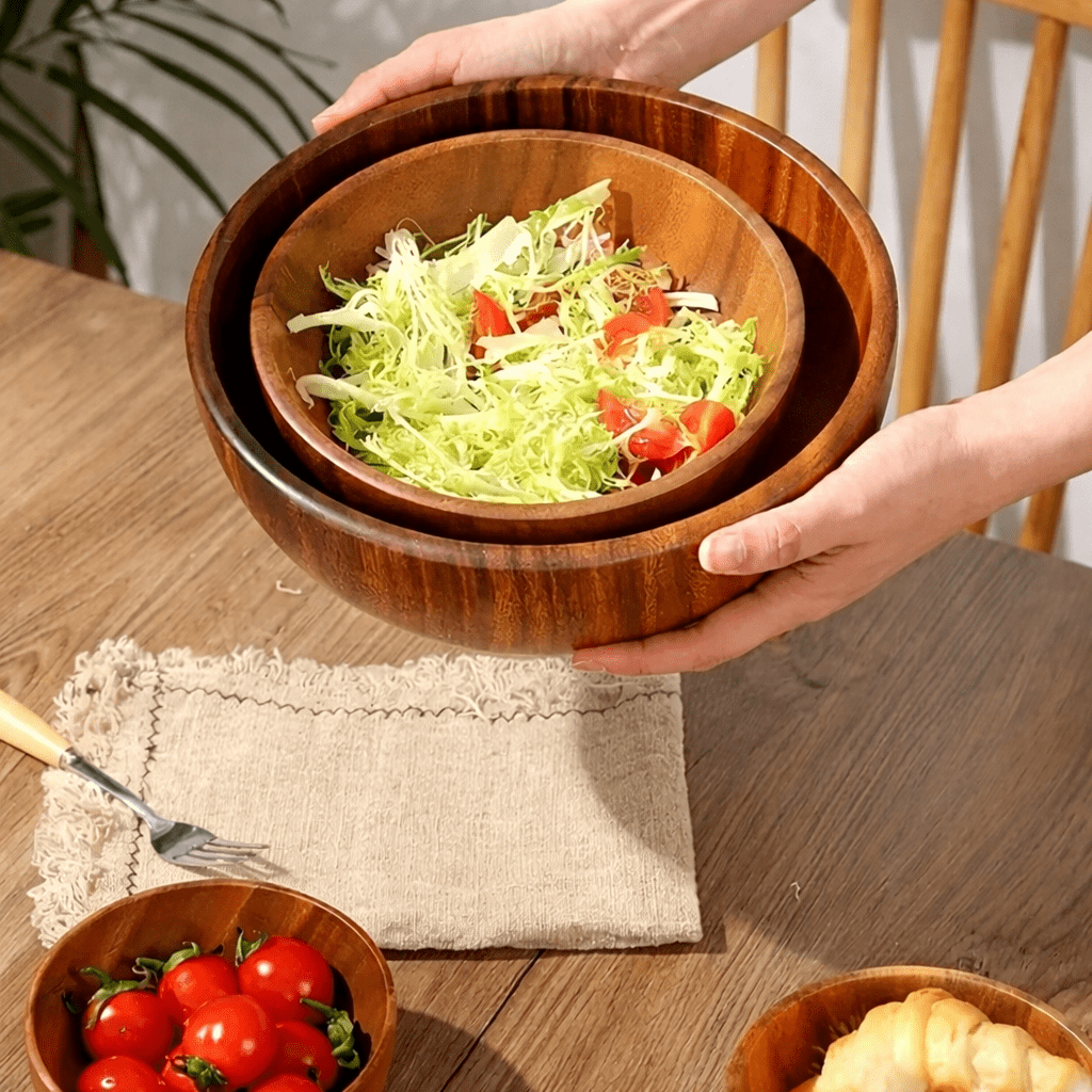 Spacious Eco-Friendly Salad Bowl - Heat Safe & Family Friendly