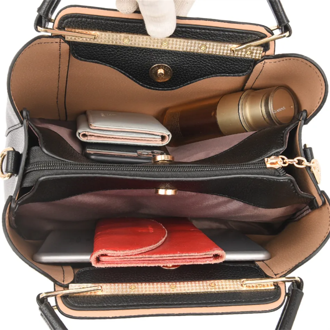 Chic Everyday Tote with Versatile Crossbody Strap