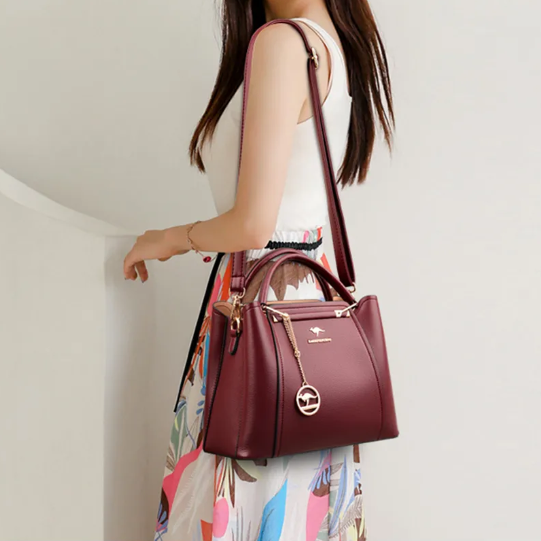 Chic Everyday Tote with Versatile Crossbody Strap