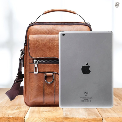 Chic Everyday Crossbody Bag in Premium Synthetic Leather