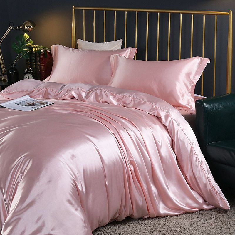 Luxury Silk Duvet Cover - Breathable & Lightweight Comfort