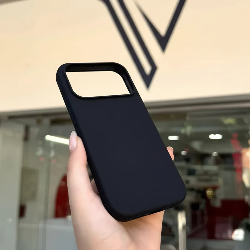 Silicone Case with Soft-Touch Finish | Slim & Shockproof | For iPhone