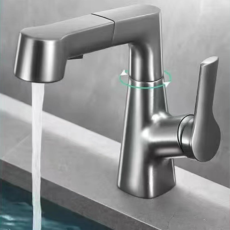 Sleek Bathroom Faucet with Retractable Spray Feature