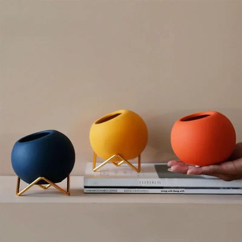 Stylish Ceramic Planter with Elegant Metal Stand