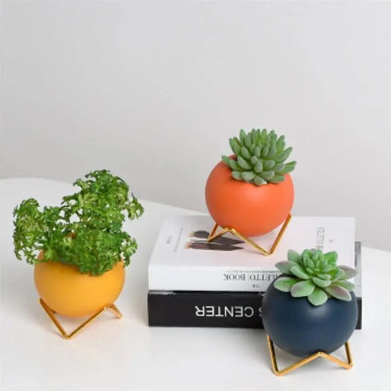 Stylish Ceramic Planter with Elegant Metal Stand