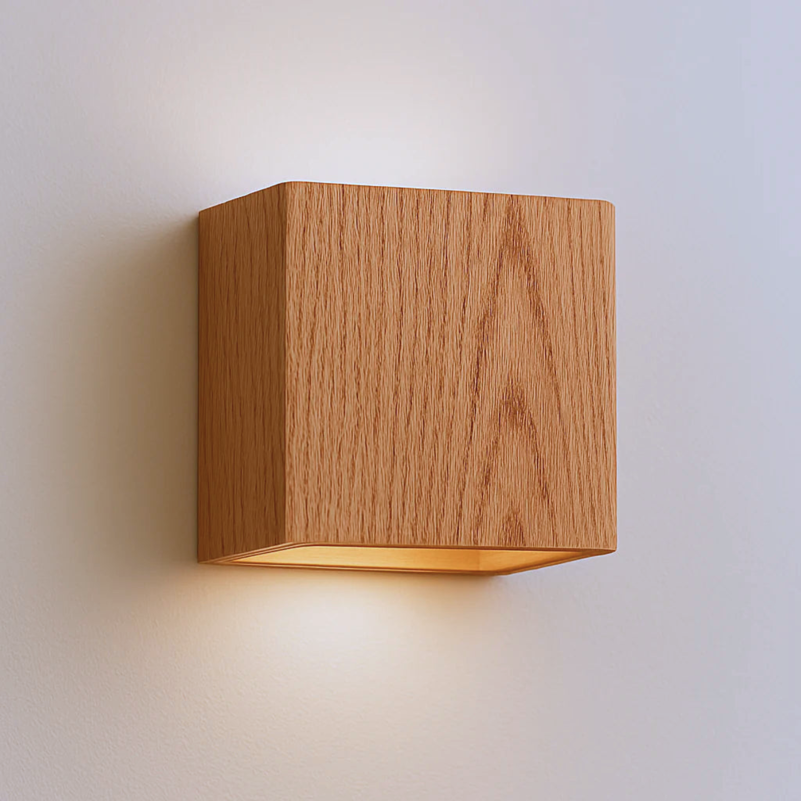 Stylish Cube Wall Fixture - Durable Integrated LED Design