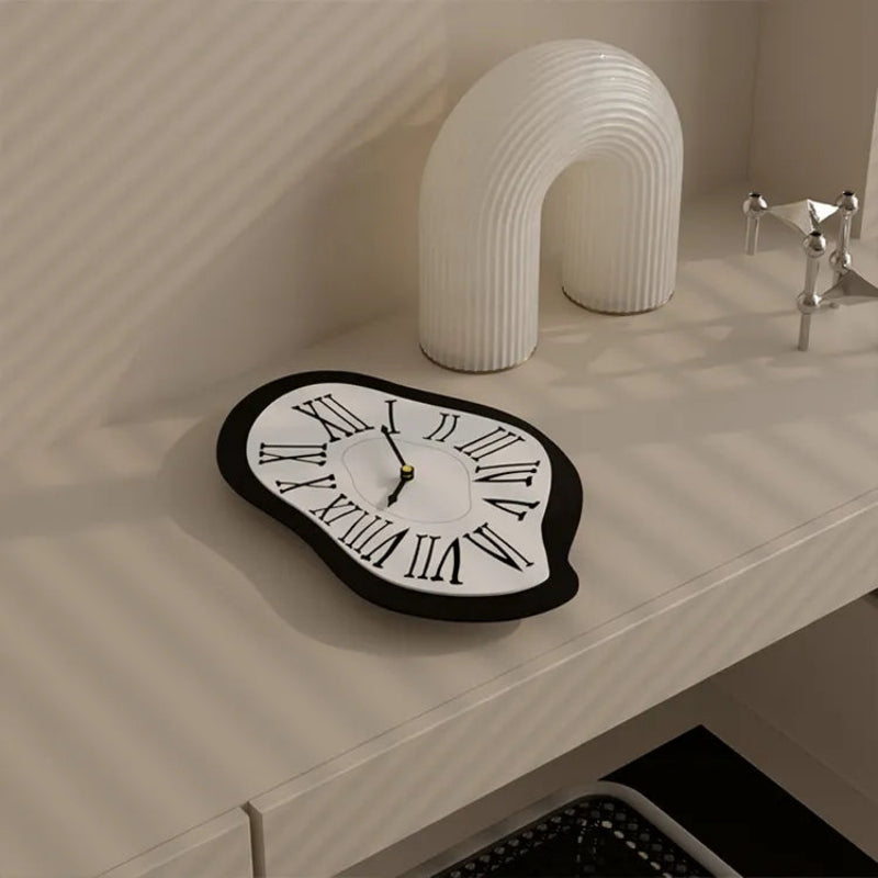 Artistic Timepiece - Elegant Silent Wall Decor for Any Room