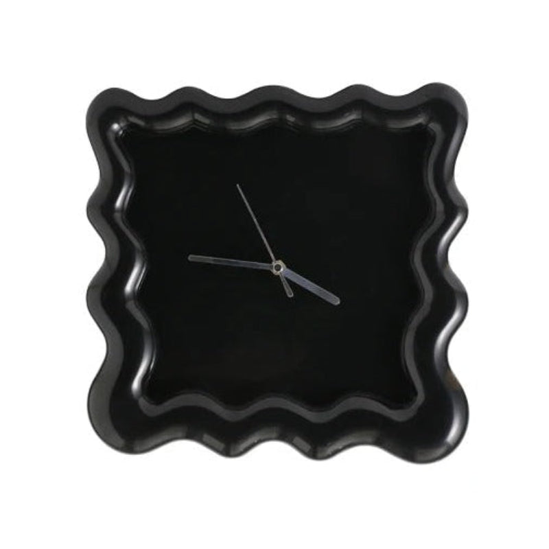 Sleek Silent Wall Clock in Matte Finish for Every Space