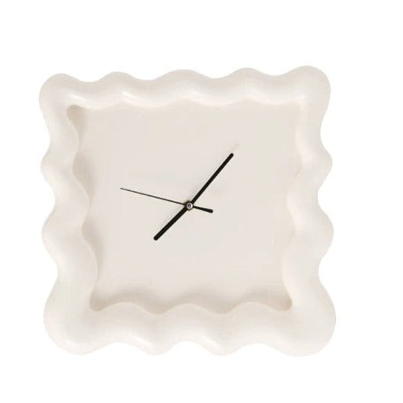 Sleek Silent Wall Clock in Matte Finish for Every Space
