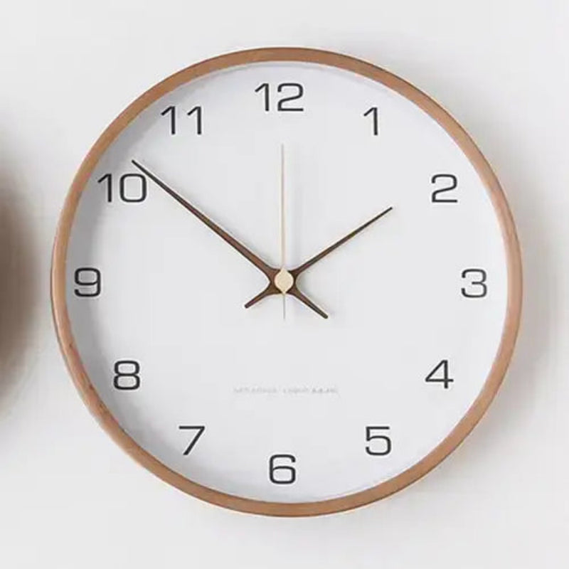 Elegant Wood Framed Silent Quartz Clock for Home Decor