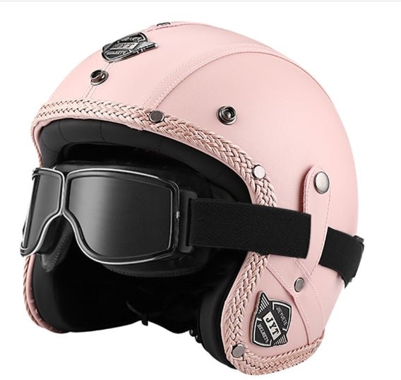 Vintage Charm Scooter Helmet with Sun Visor and Luxe Finish