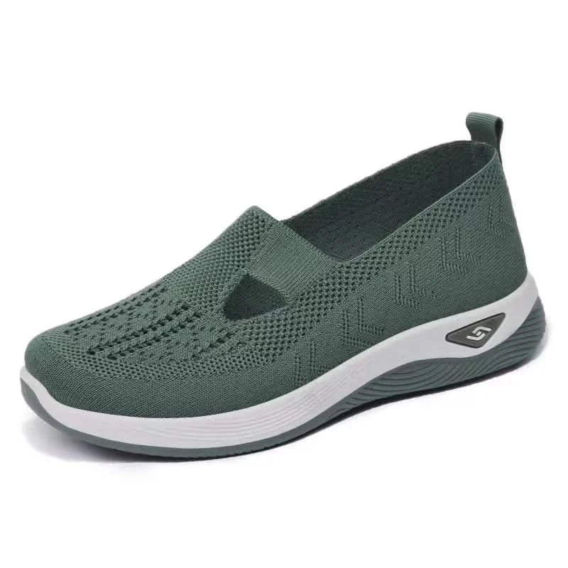 Lightweight Women's Sneakers with Soft Cushioning and Breathable Design