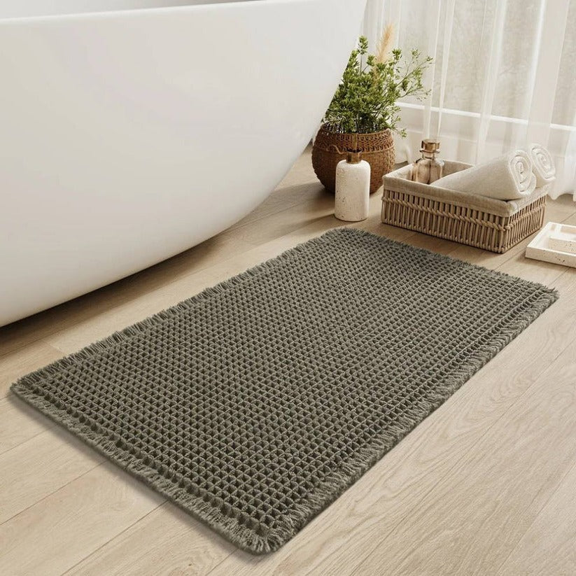 Textured Water-Absorbent Bath Mat with Non-Slip Base