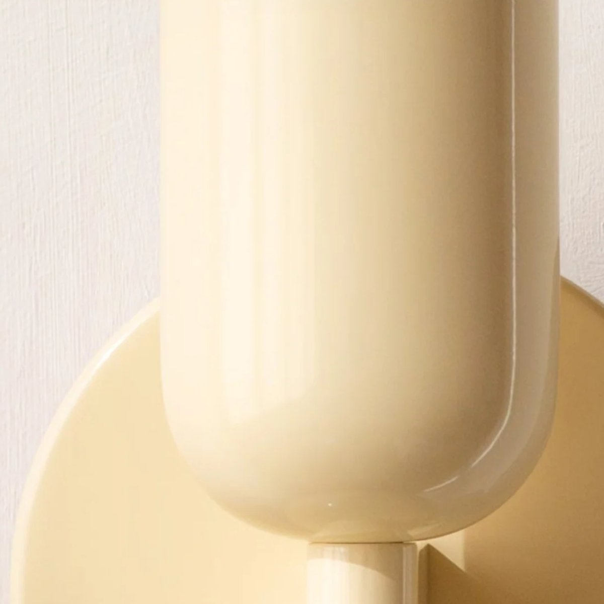 Simplicity Shine: Modern LED Wall Lamp for Indoor Spaces
