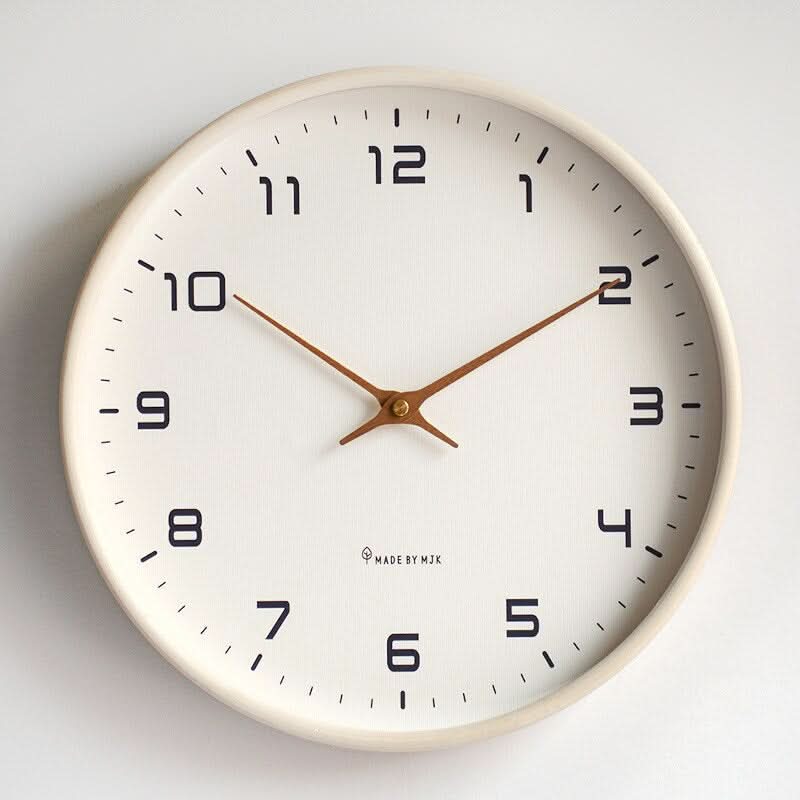 CalmTime - Elegant Silent Wooden Wall Clock for Modern Spaces