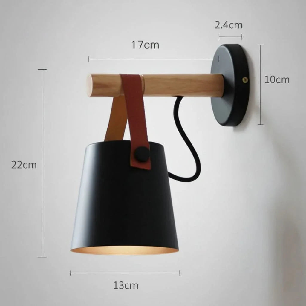 Contemporary Wooden Wall Light – Decorative Illumination for Home