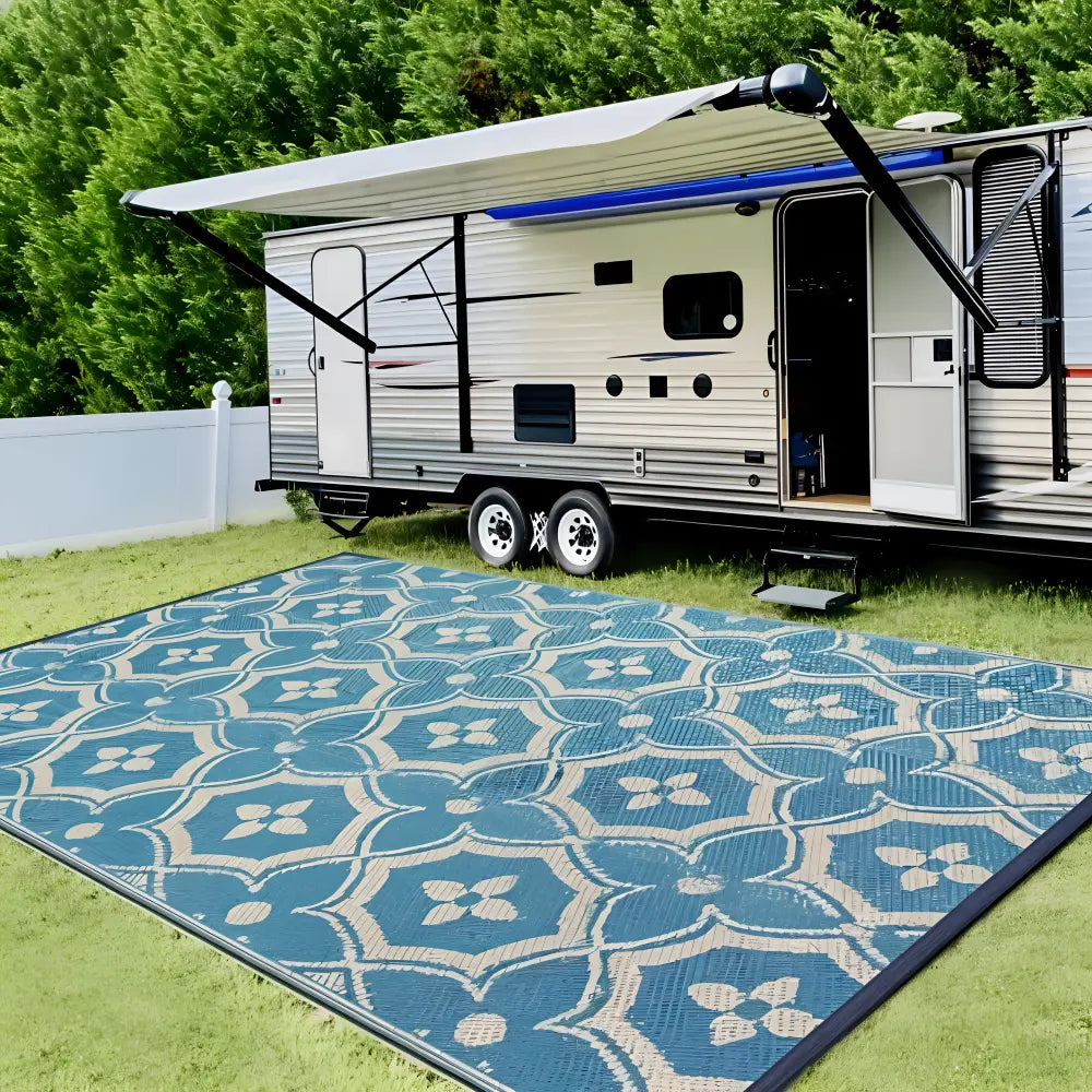 Weather-Resistant Outdoor Rug with Geometric Design