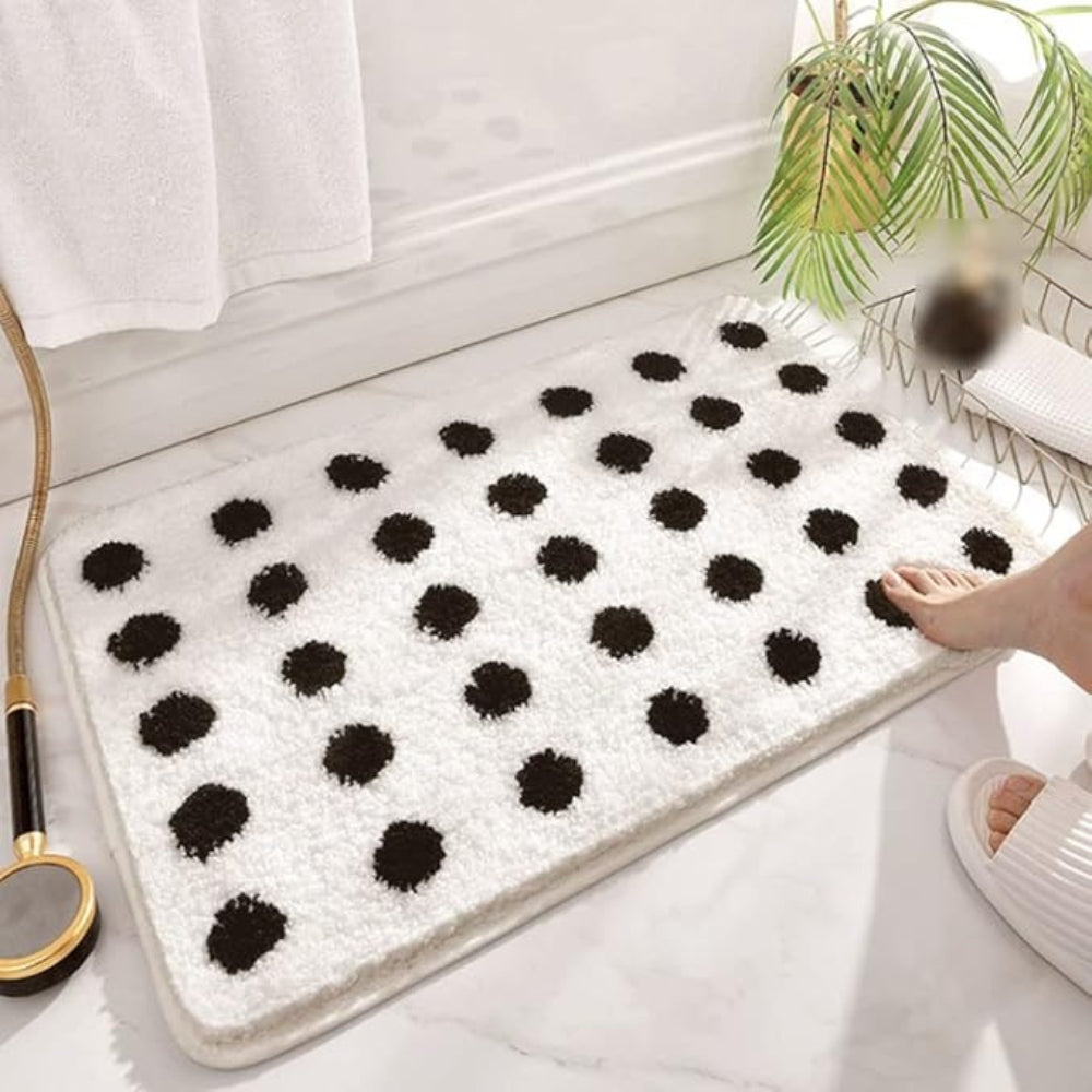 Ultra-Soft Non-Slip Bath Mat with Fun Polka Dots