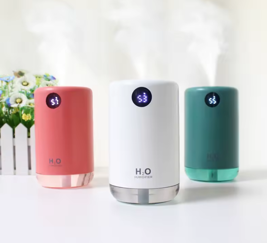 Compact Wireless Humidifier: Rechargeable Air Moisturizer
