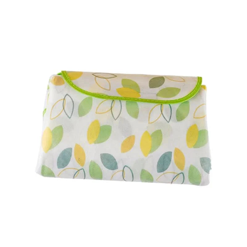 Spacious Outdoor Beach Blanket for Family Gatherings and Travel